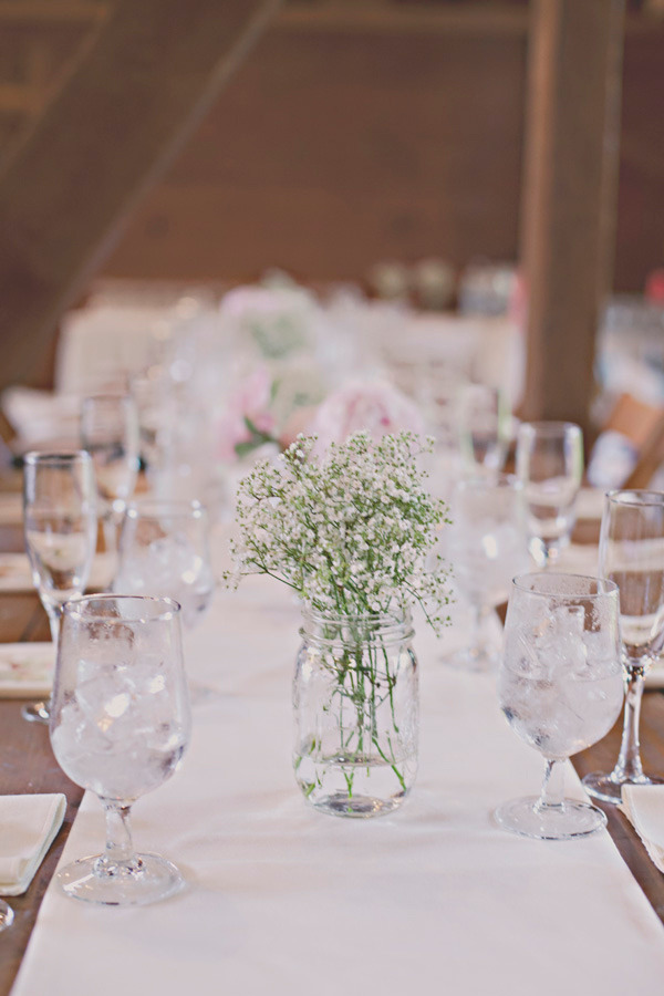 diy-barn-wedding-with-heart