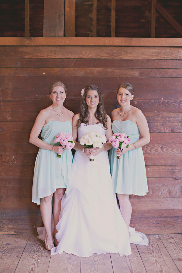 diy-barn-wedding-with-heart
