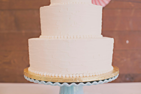 diy-barn-wedding-with-heart