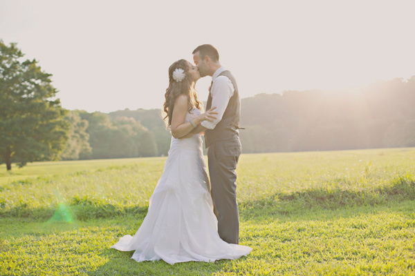 diy-barn-wedding-with-heart