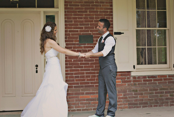 diy-barn-wedding-with-heart