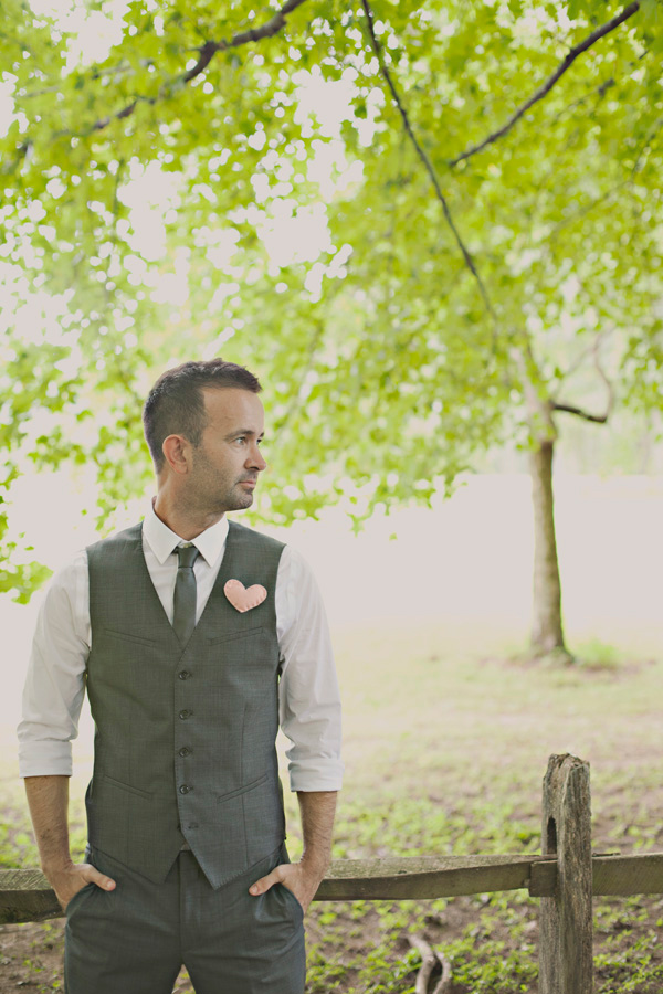 diy-barn-wedding-with-heart