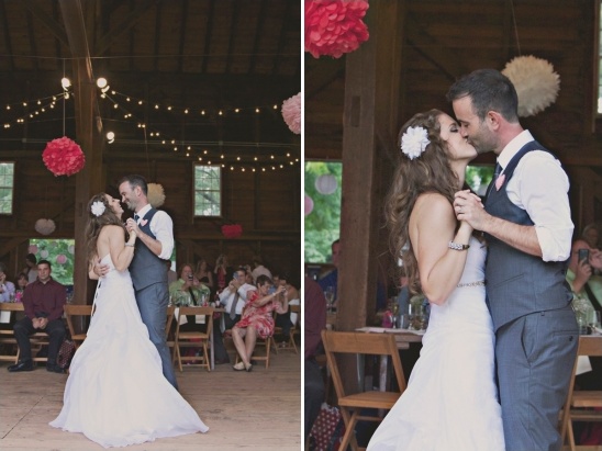barn wedding dancing