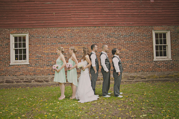 diy-barn-wedding-with-heart