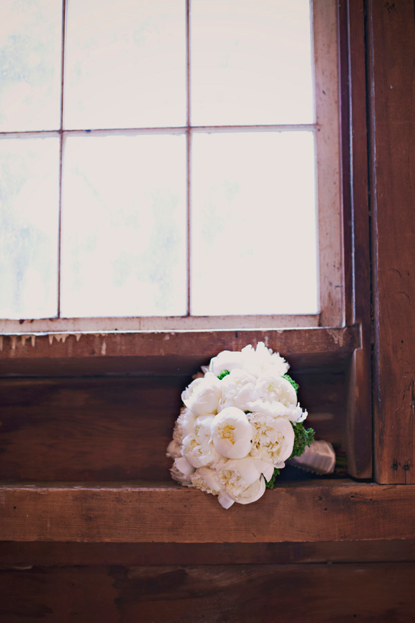 diy-barn-wedding-with-heart