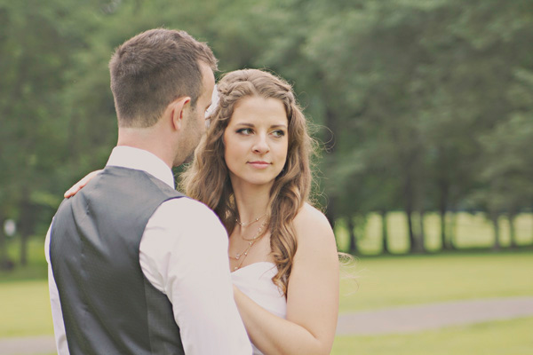 diy-barn-wedding-with-heart
