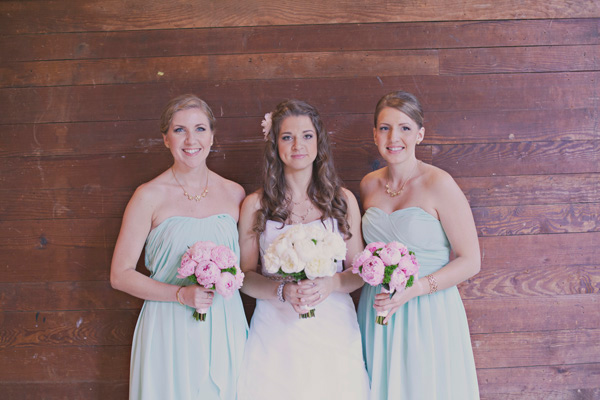 diy-barn-wedding-with-heart