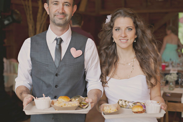 diy-barn-wedding-with-heart