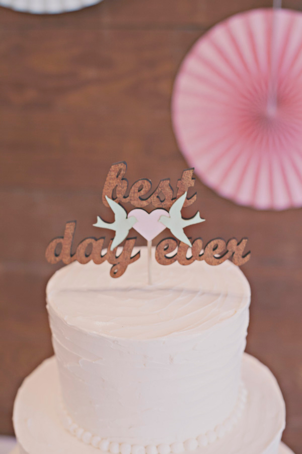 diy-barn-wedding-with-heart