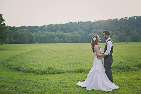 diy-barn-wedding-with-heart