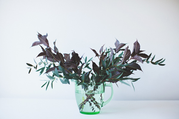 easy-holiday-floral-arrangement