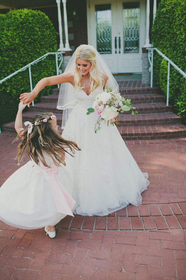 elegant-pink-and-gold-wedding-at