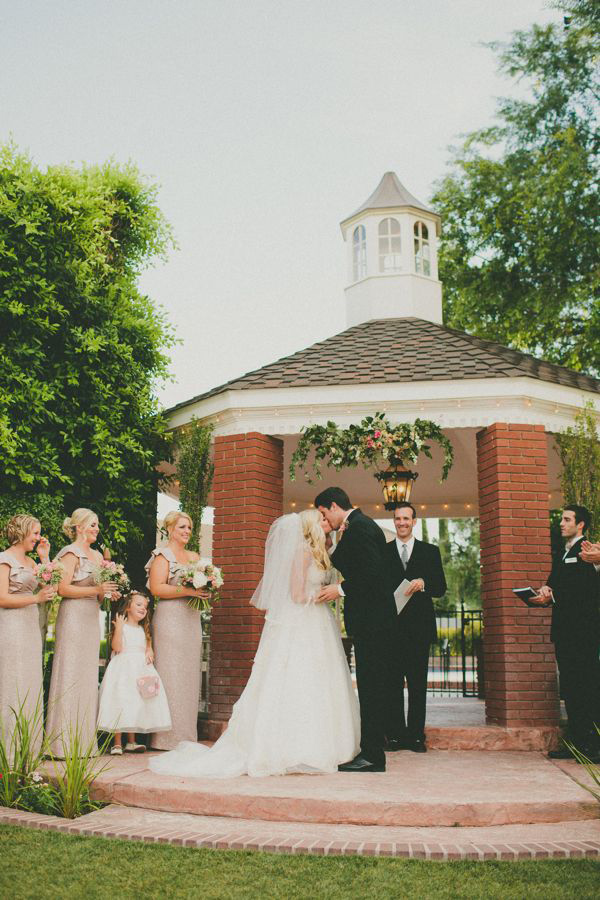 elegant-pink-and-gold-wedding-at