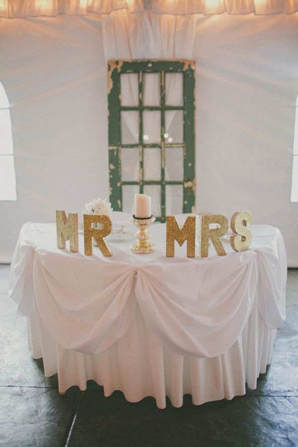 elegant-pink-and-gold-wedding-at