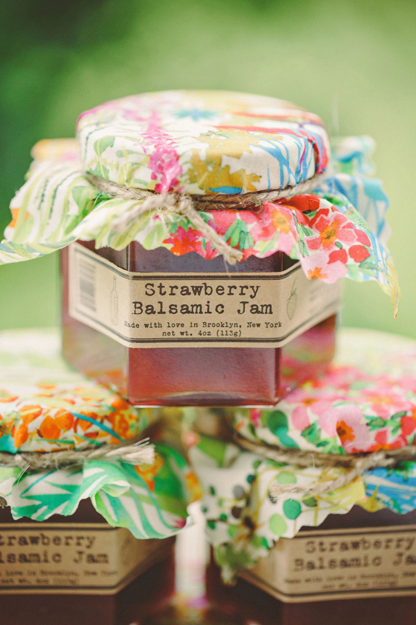fabulously-funky-bridal-luncheon-ideas