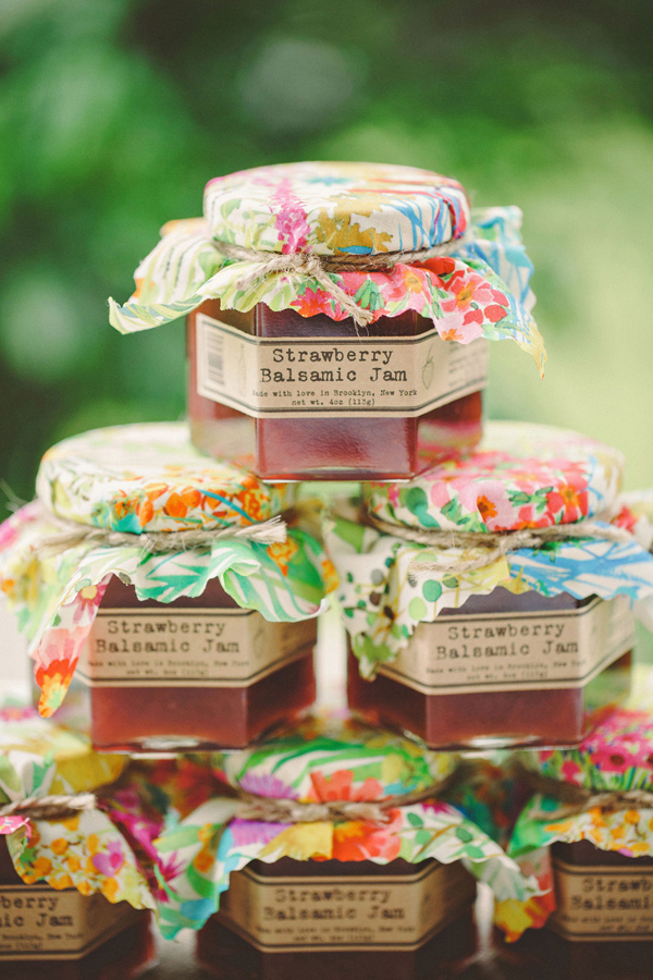 fabulously-funky-bridal-luncheon-ideas
