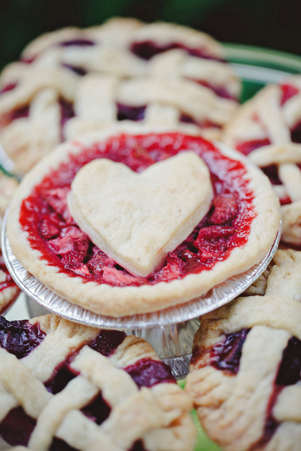 fabulously-funky-bridal-luncheon-ideas