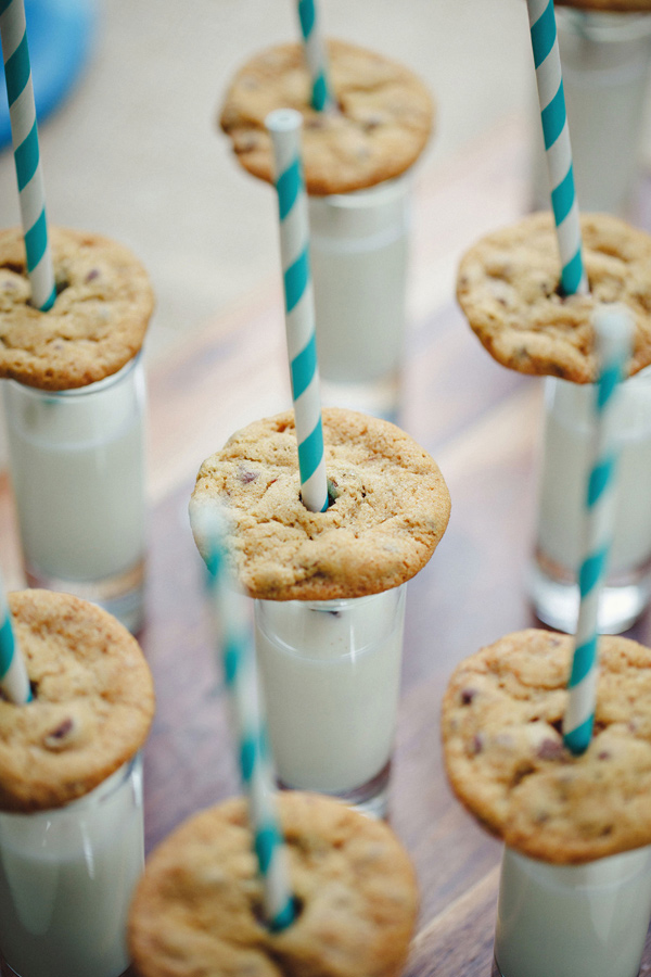 fabulously-funky-bridal-luncheon-ideas
