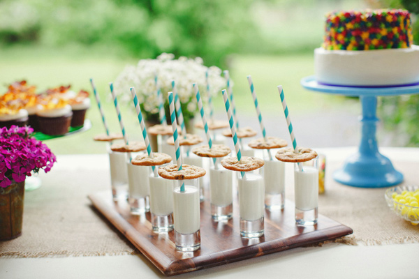 fabulously-funky-bridal-luncheon-ideas