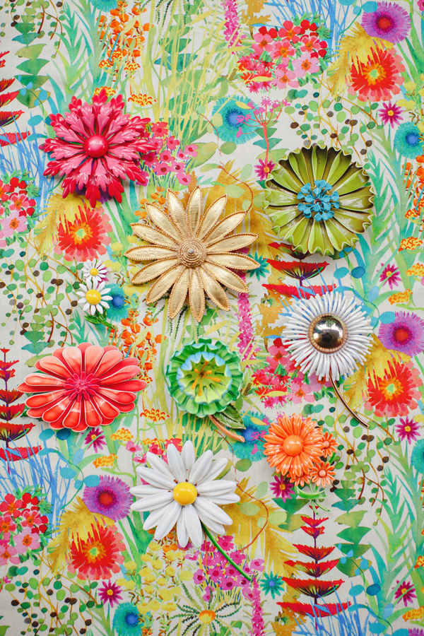 fabulously-funky-bridal-luncheon-ideas