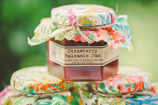 fabulously-funky-bridal-luncheon-ideas