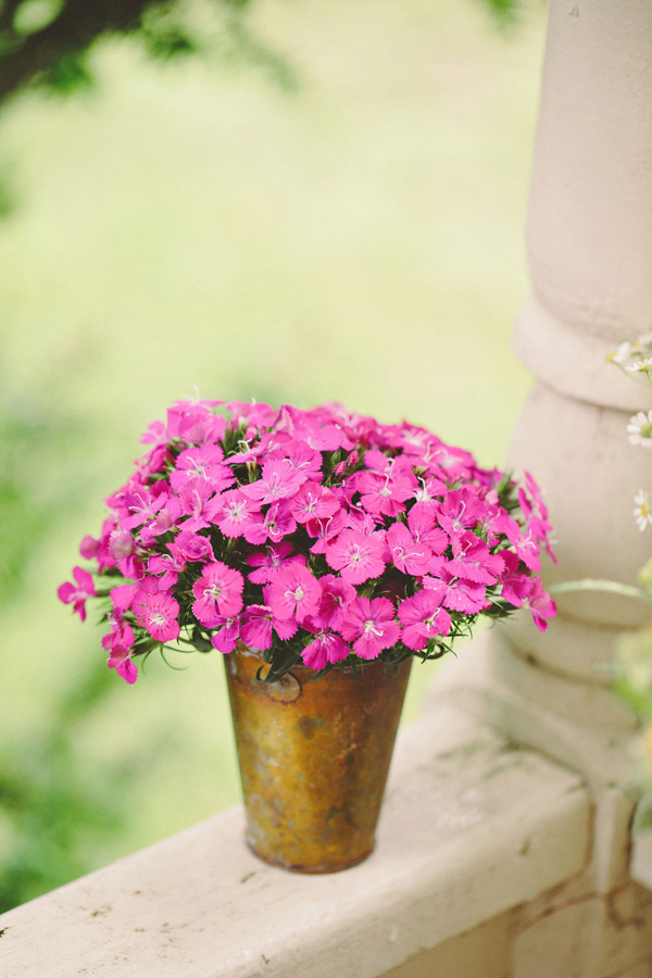 fabulously-funky-bridal-luncheon-ideas