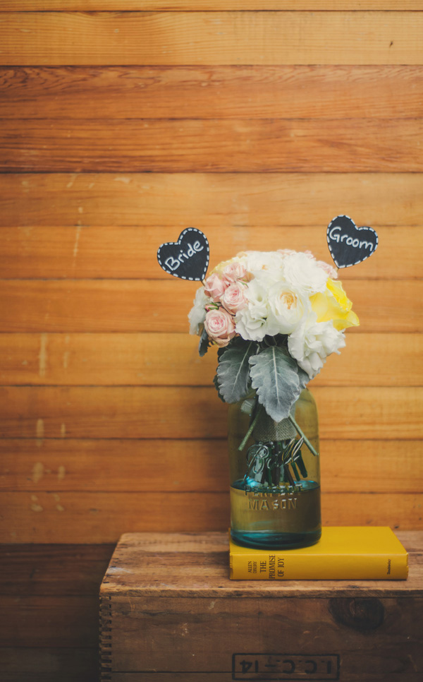 glamorous-gold-and-gray-wedding