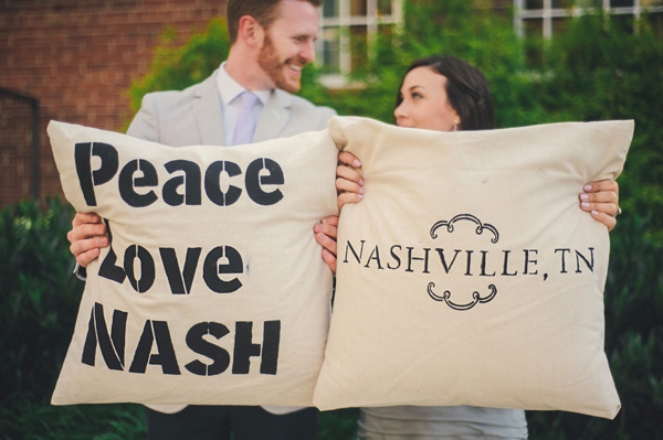 glamorous-gold-and-gray-wedding