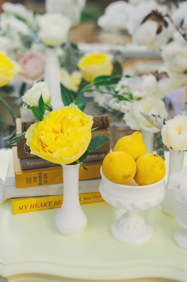 glamorous-gold-and-gray-wedding