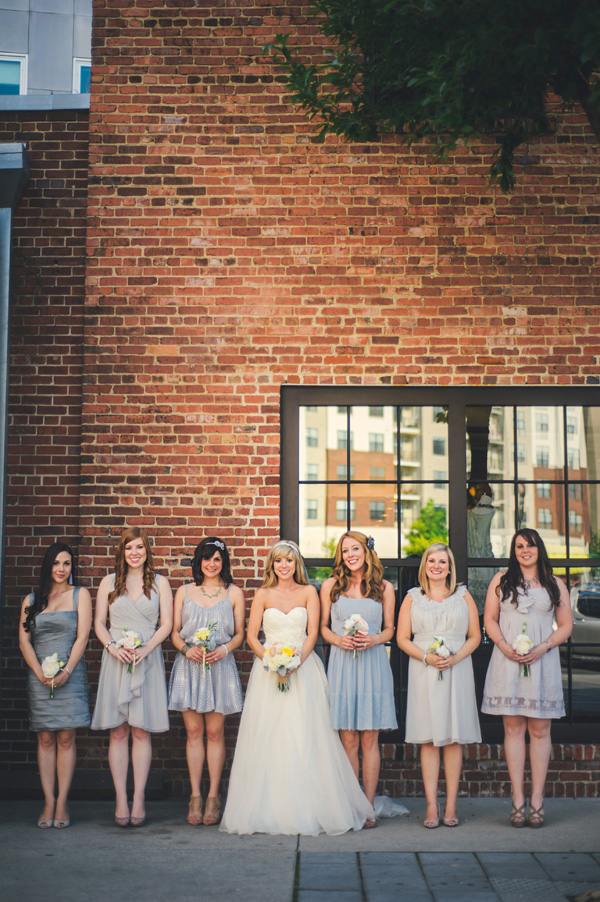 glamorous-gold-and-gray-wedding