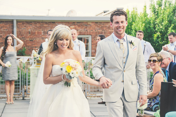 glamorous-gold-and-gray-wedding