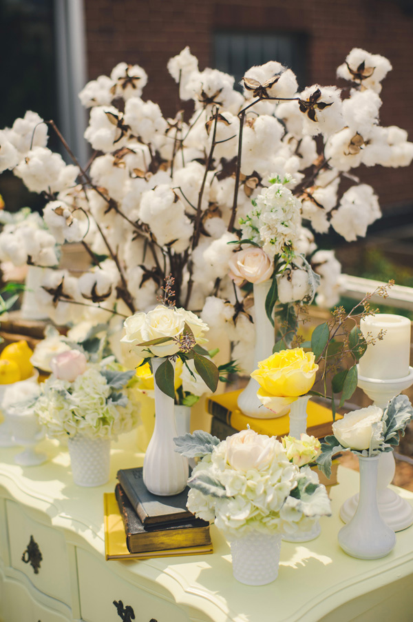 glamorous-gold-and-gray-wedding