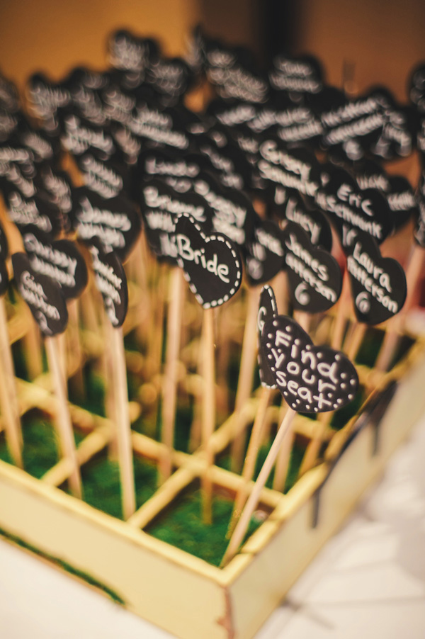 glamorous-gold-and-gray-wedding