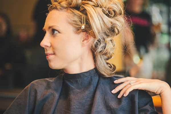 glamorous-gold-and-gray-wedding