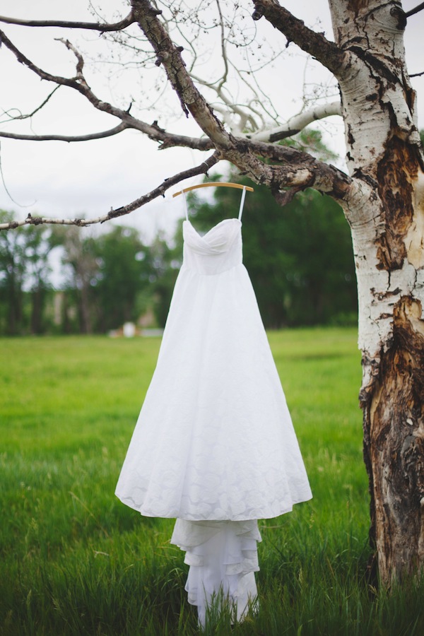 rustic-burlap-and-lace-wedding