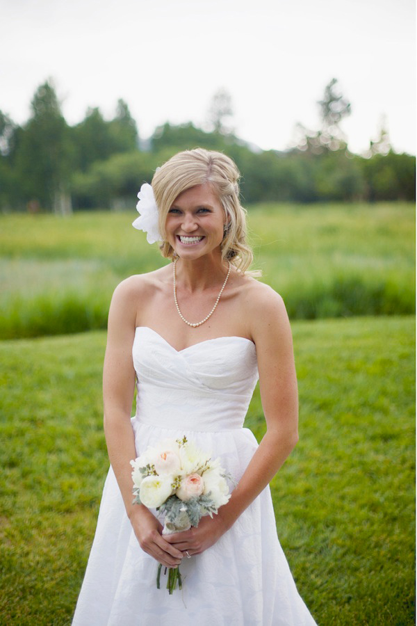rustic-burlap-and-lace-wedding