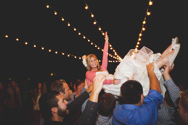 rustic-burlap-and-lace-wedding