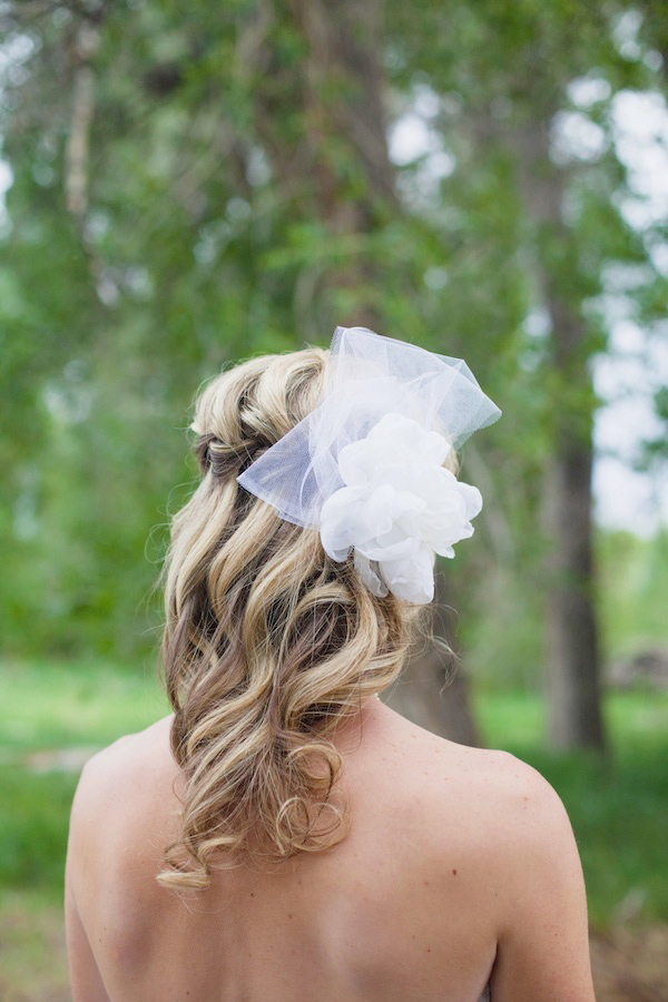 rustic-burlap-and-lace-wedding