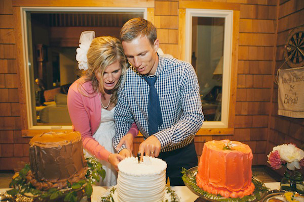 rustic-burlap-and-lace-wedding