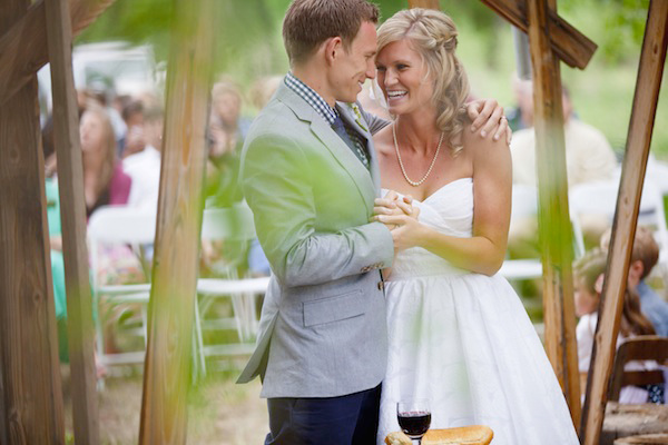 rustic-burlap-and-lace-wedding