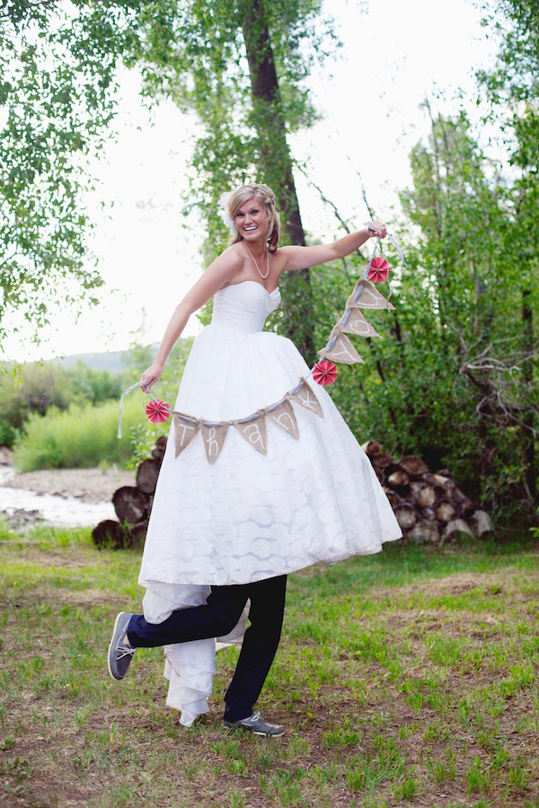 rustic-burlap-and-lace-wedding