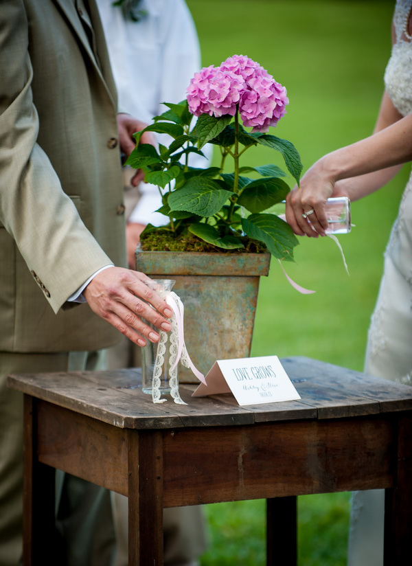 shabby-chic-music-themed-wedding-at