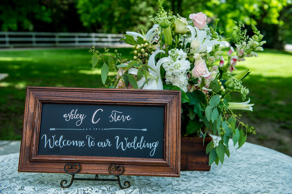 shabby-chic-music-themed-wedding-at