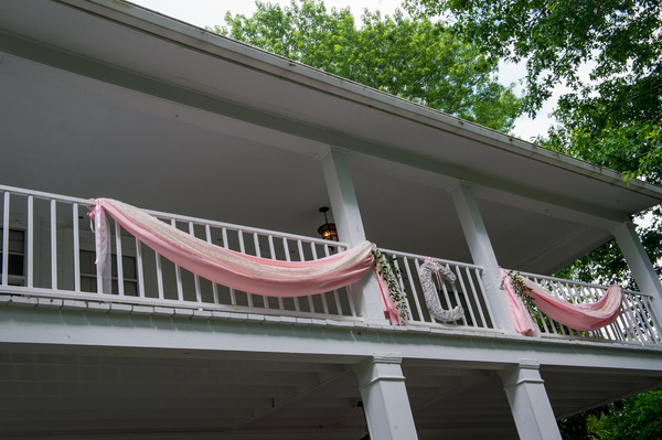 shabby-chic-music-themed-wedding-at