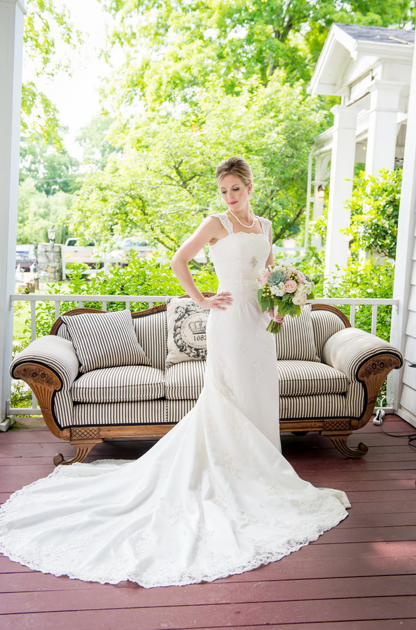 shabby-chic-music-themed-wedding-at