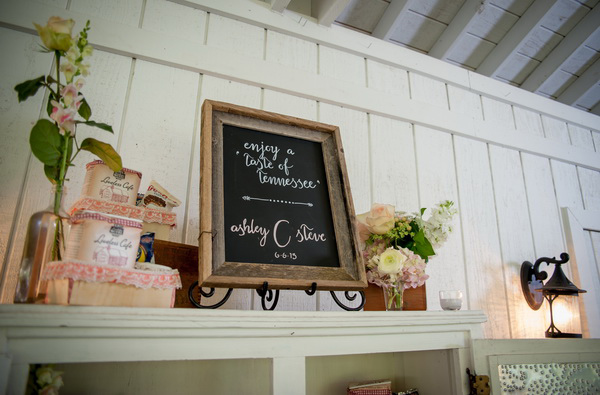 shabby-chic-music-themed-wedding-at