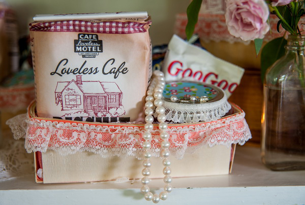 shabby-chic-music-themed-wedding-at