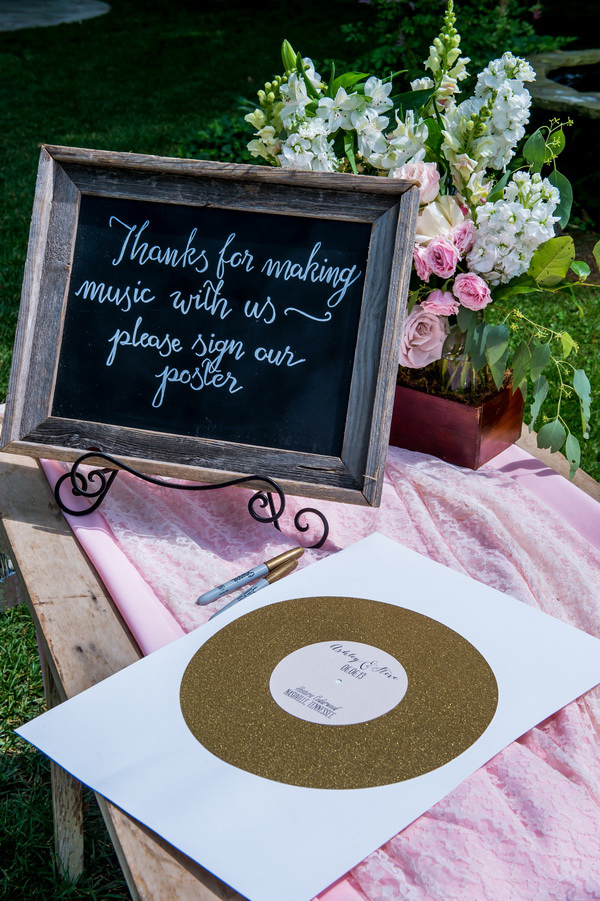 shabby-chic-music-themed-wedding-at