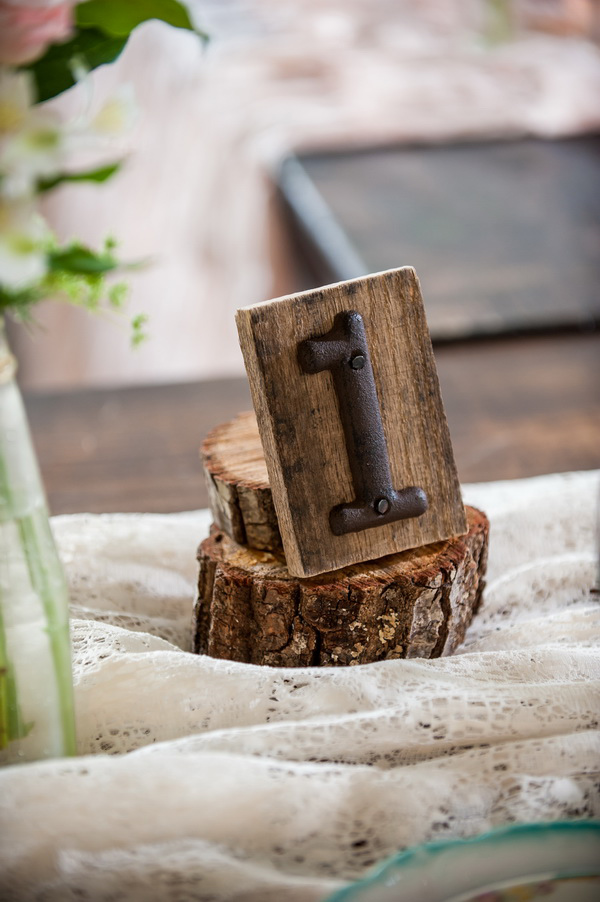 shabby-chic-music-themed-wedding-at