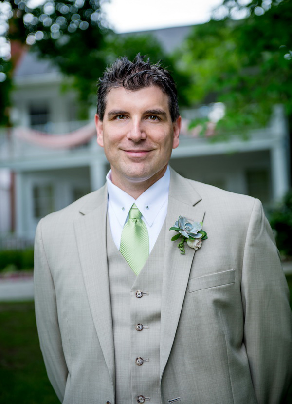shabby-chic-music-themed-wedding-at